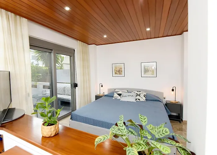 Martha's Lägenhet Rhodes City